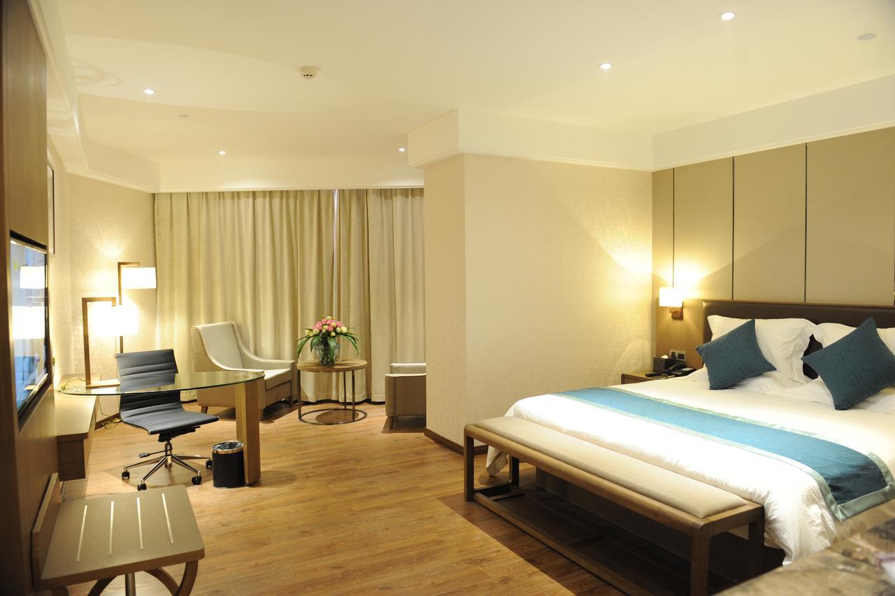 Atour X Hotel Shanghai Hongqiao Airport Konggang Road Exterior photo